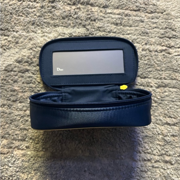 DIOR PERFUME MIRROR POUCH - Picture 2 of 3